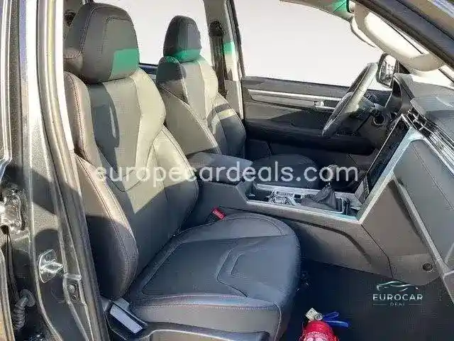 JAC 8 Pro