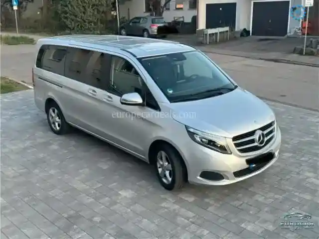 Mercedes-Benz V 250