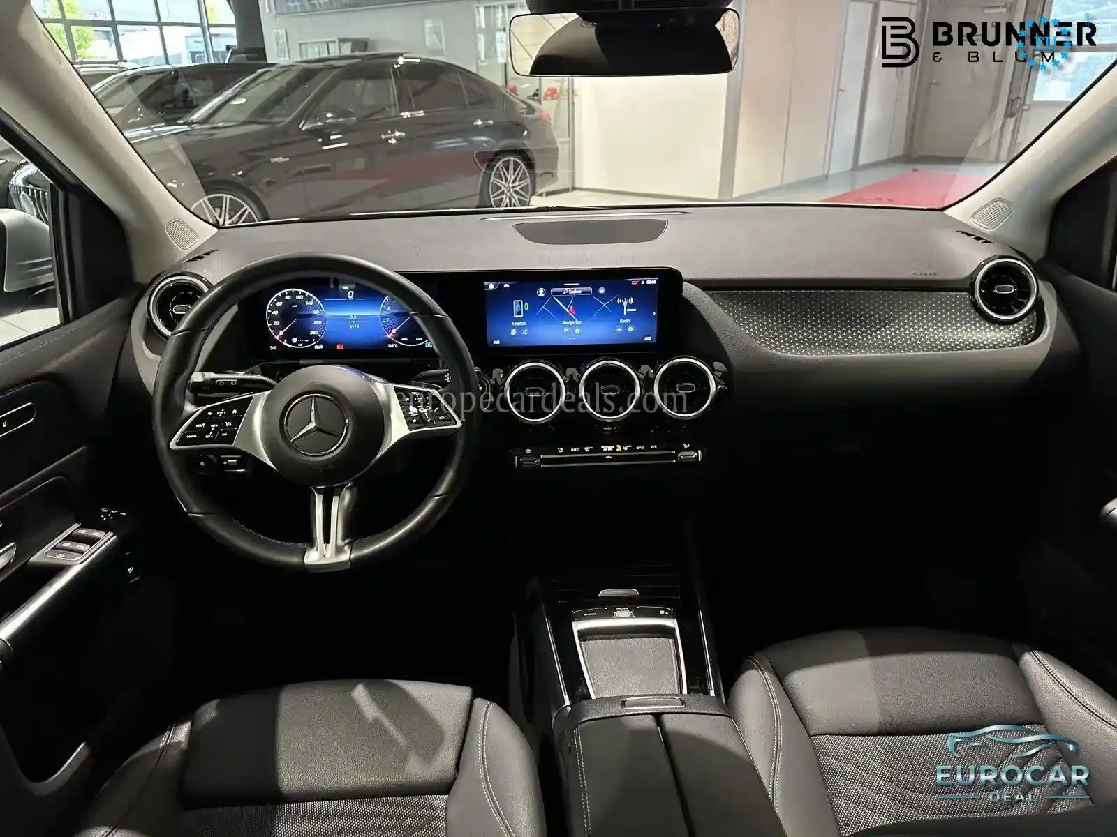 Mercedes-Benz B 180