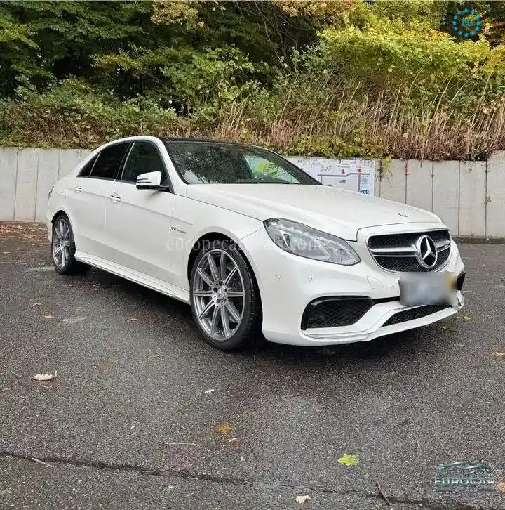 Mercedes-Benz E 63 AMG
