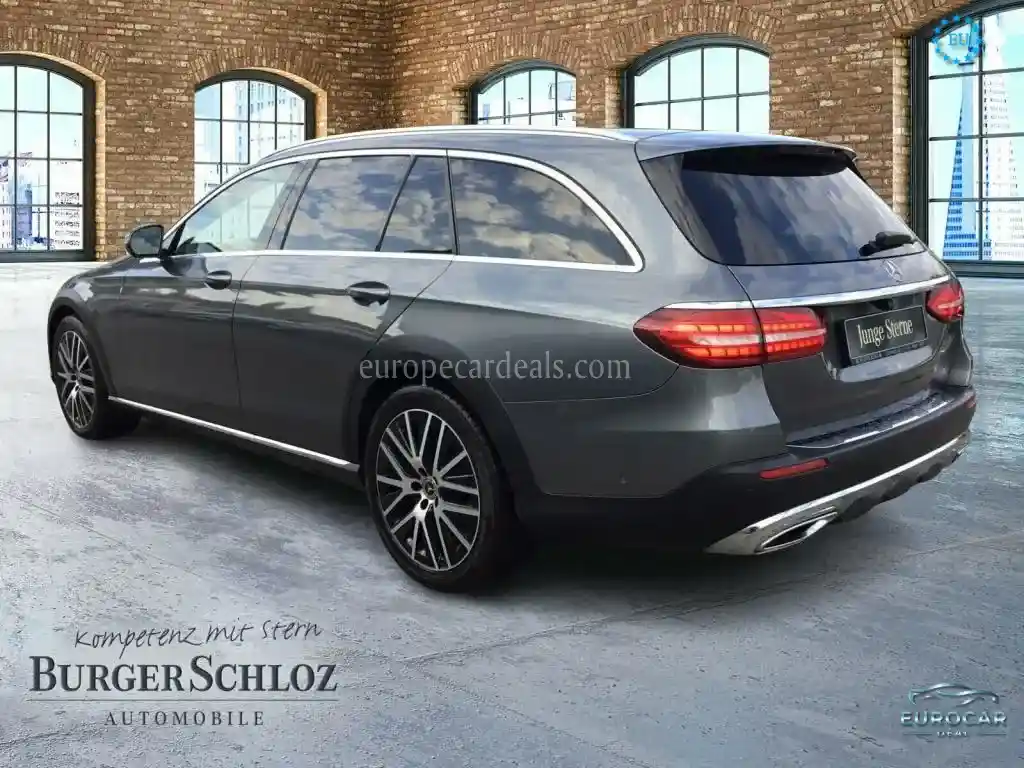 Mercedes-Benz E 400