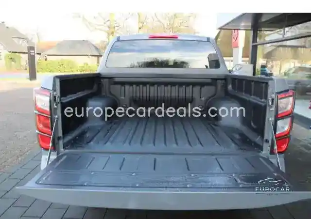 4×4 Double Cab V-CROSS Automatik