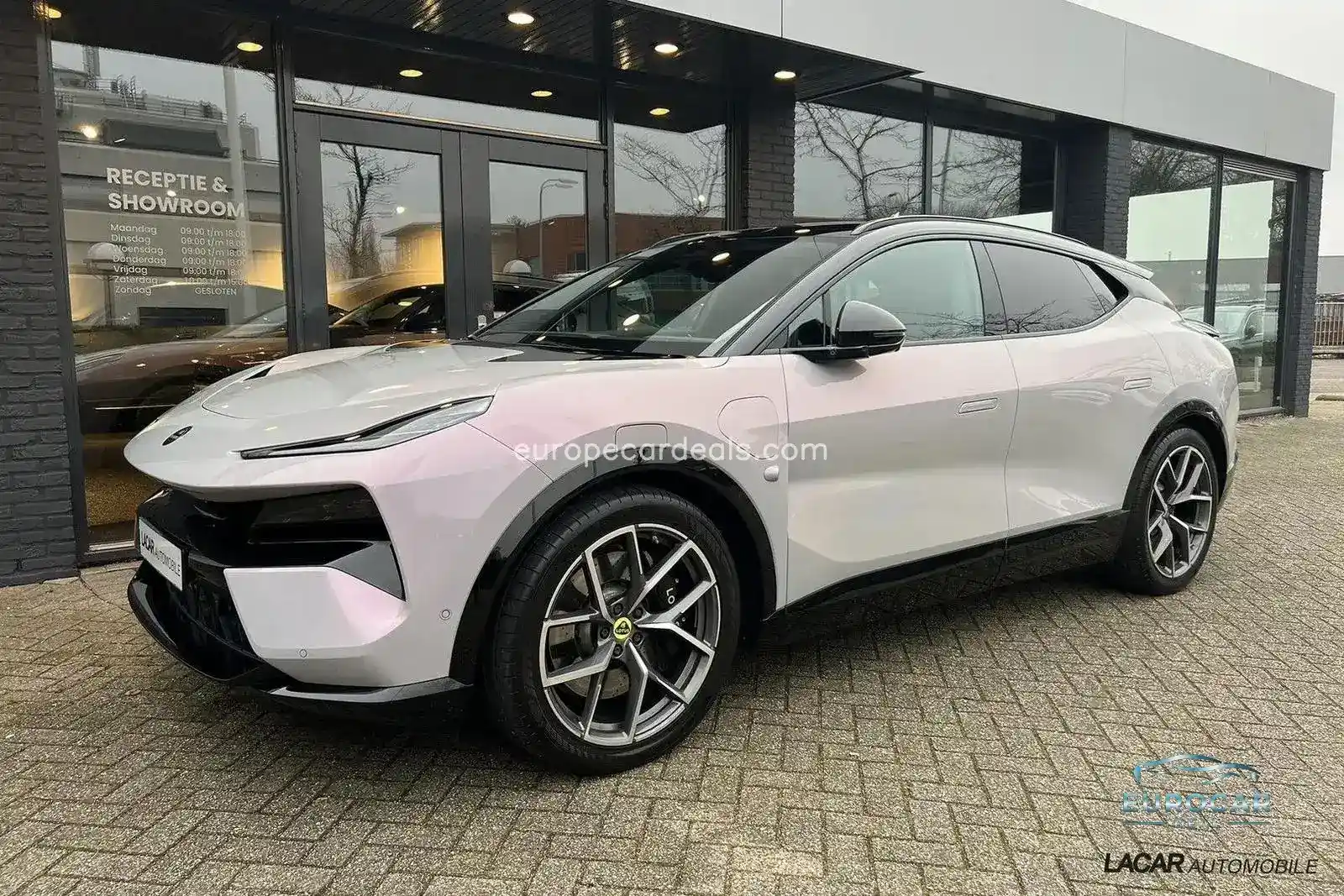 Lotus Eletre