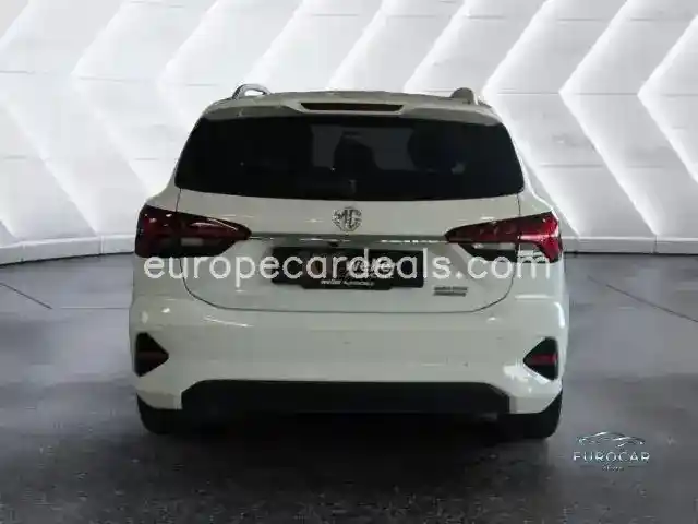 MG MG5