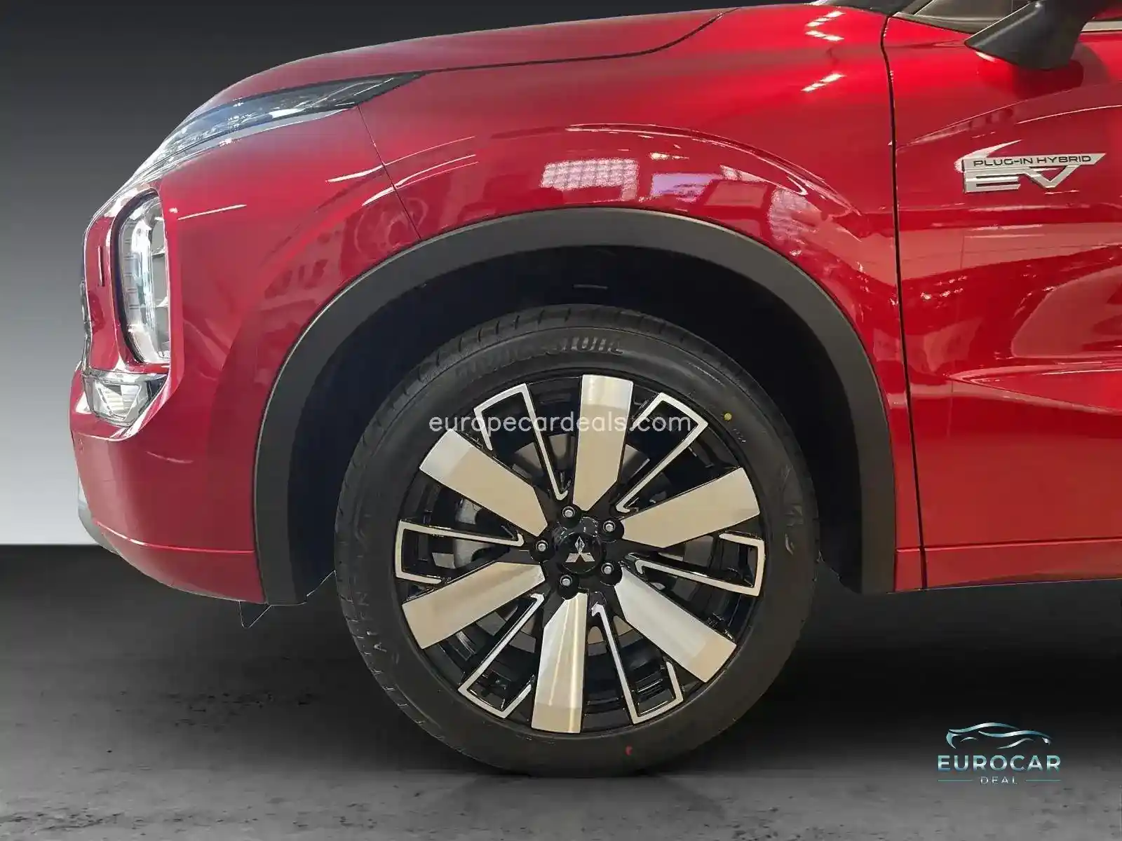 Mitsubishi Plug-in Hybrid Outlander
