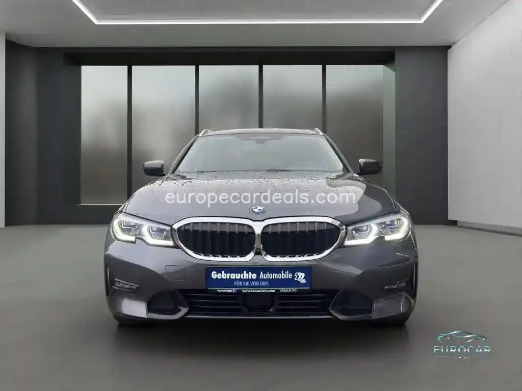BMW 330