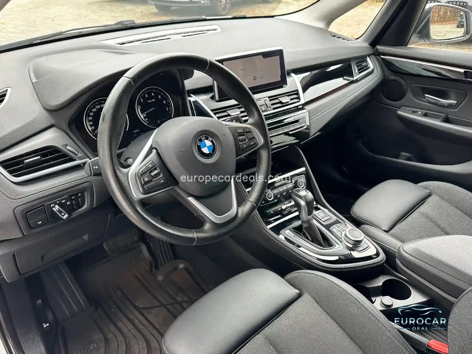 BMW 225