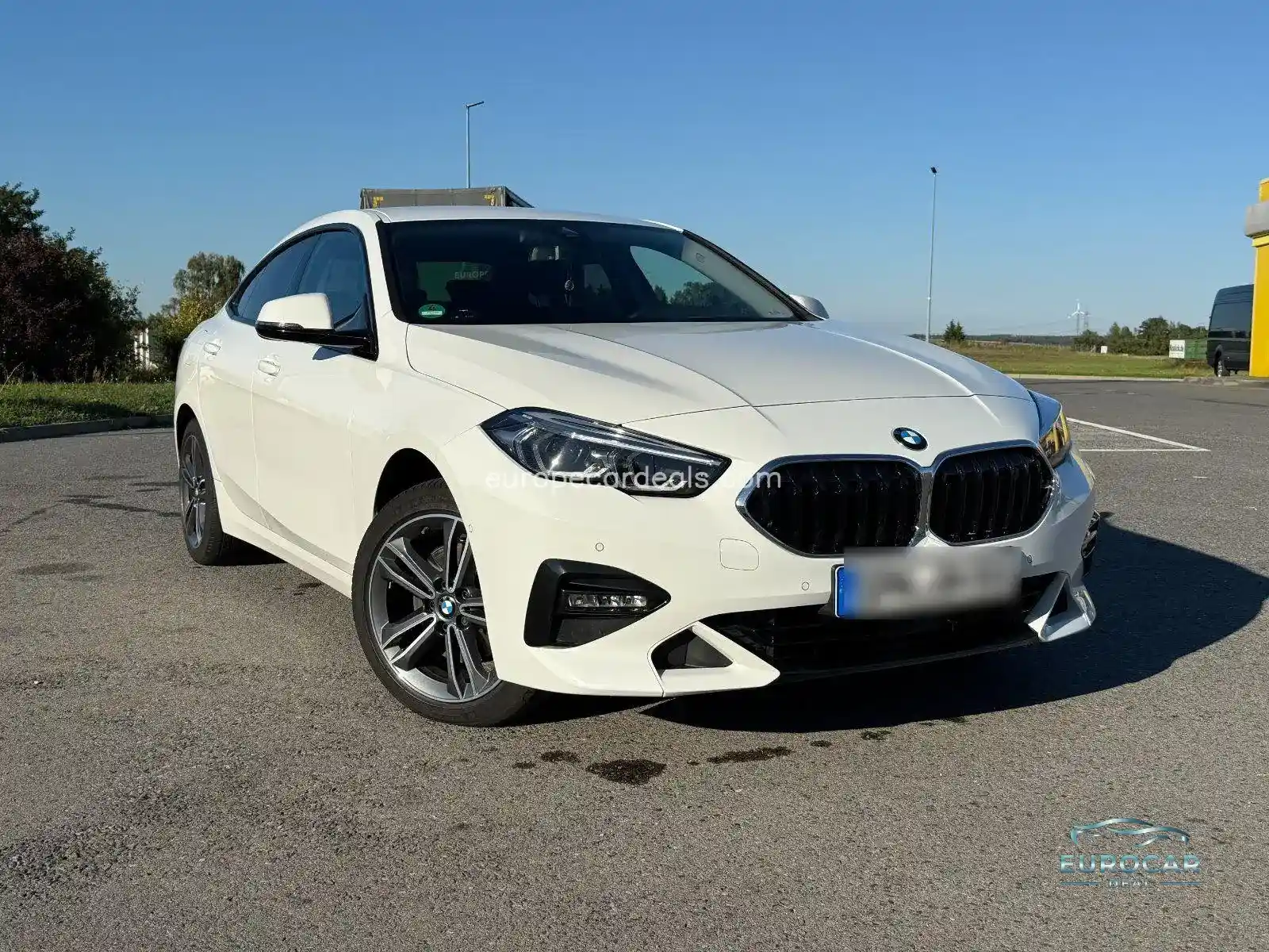 BMW 218