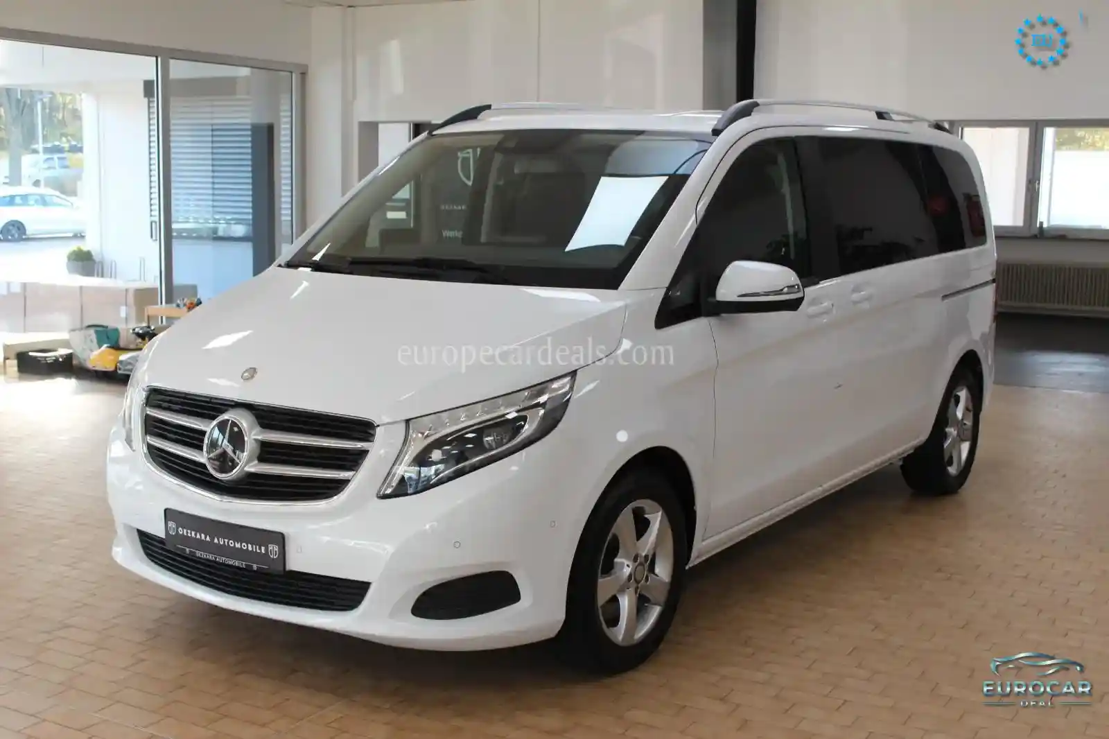 Mercedes-Benz V 250