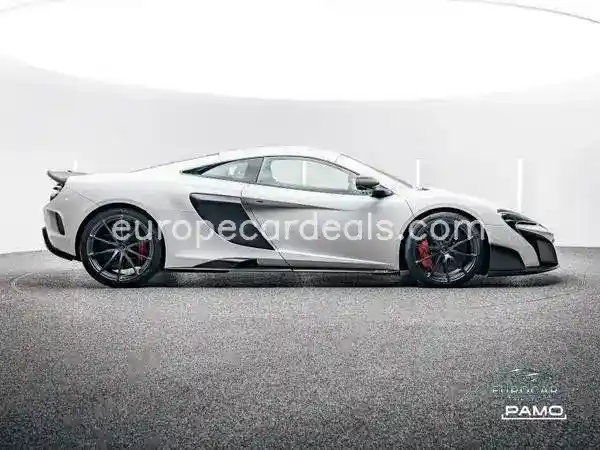 McLaren 675LT