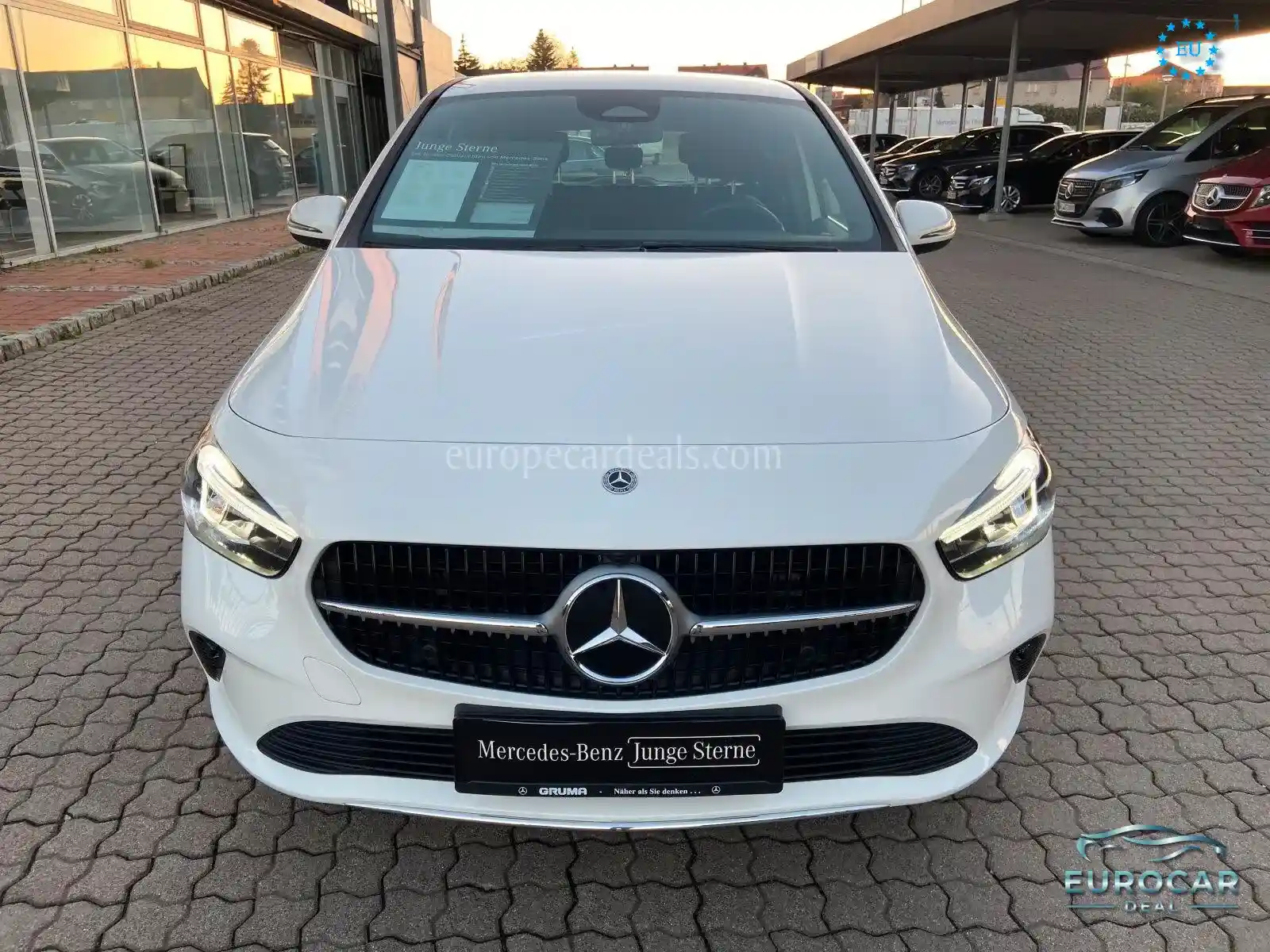 Mercedes-Benz B 180