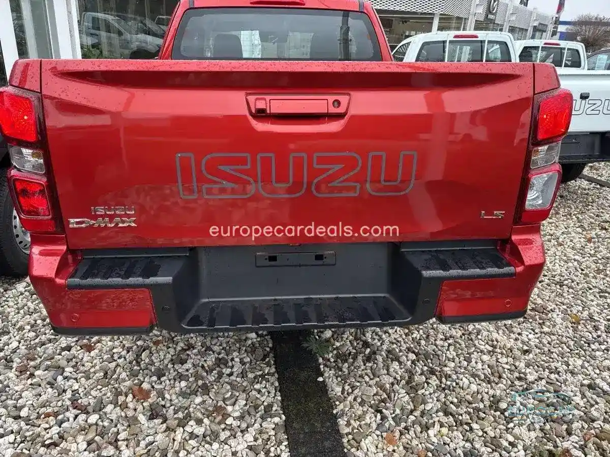 1.9 D EXTENDED CAB LS 4WD AT MY25