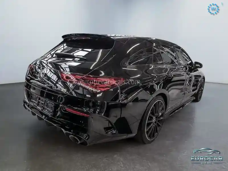 Mercedes-Benz CLA 35 AMG Shooting Brake