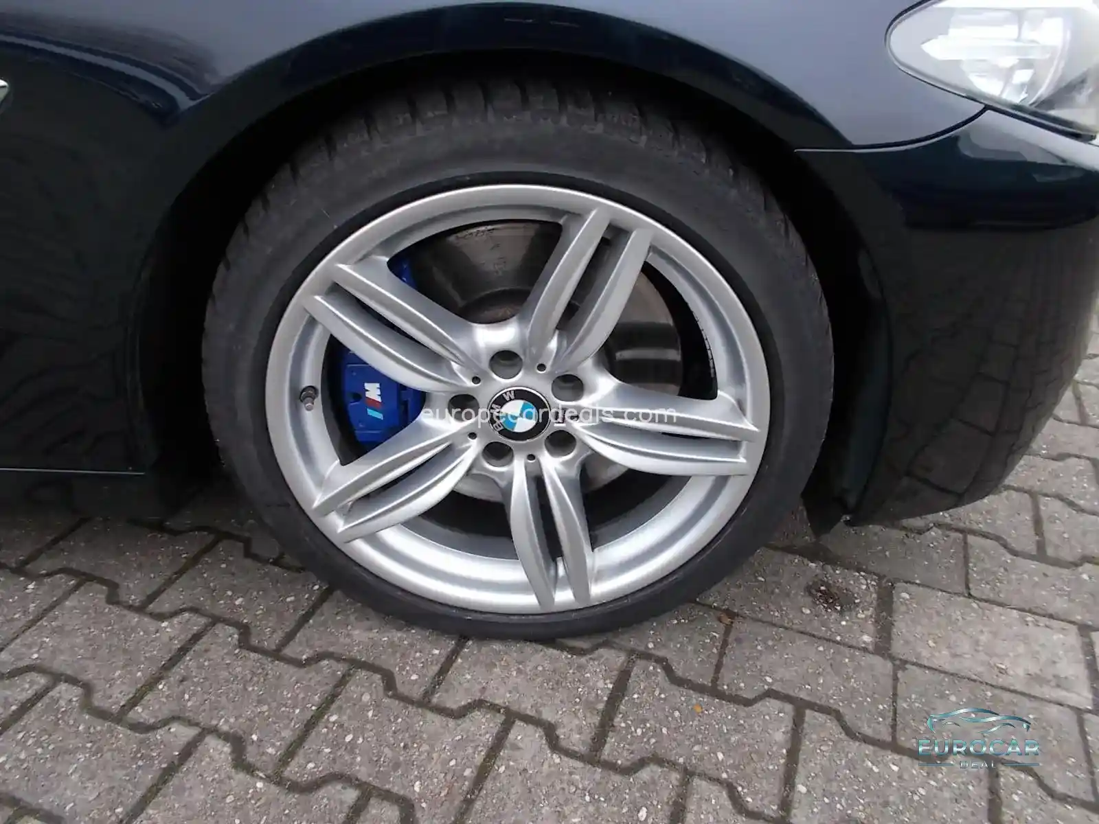 BMW M550
