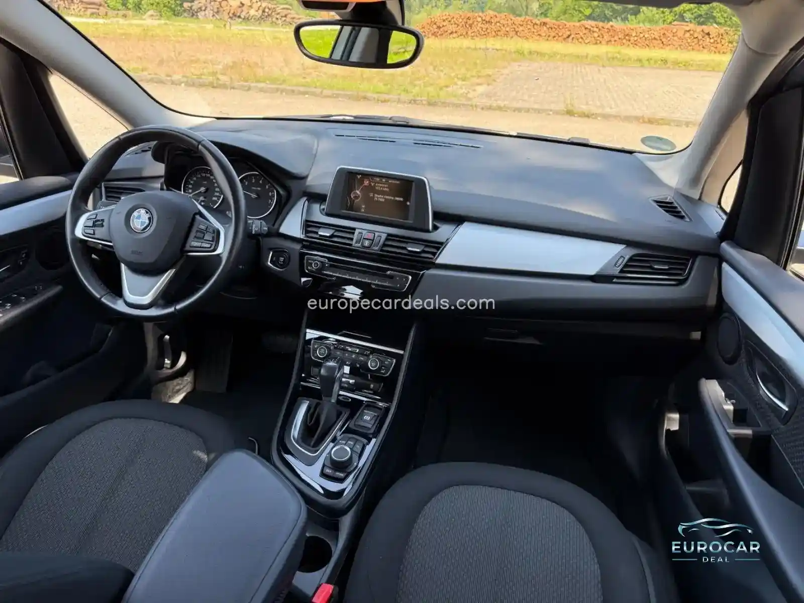 BMW 218