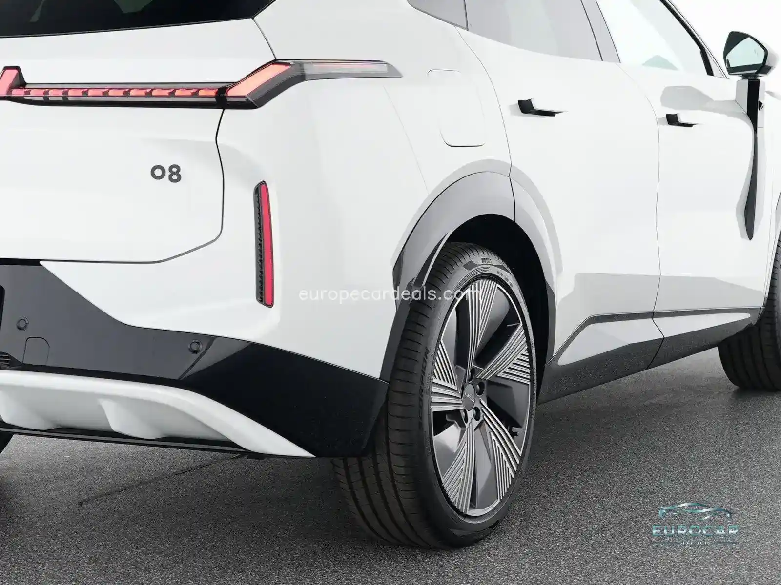 Lynk&Co 08