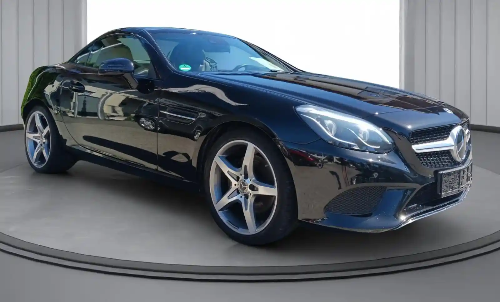 Mercedes-Benz SLC 300