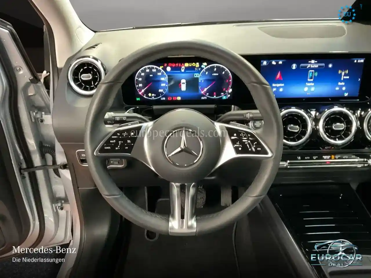 Mercedes-Benz B 180