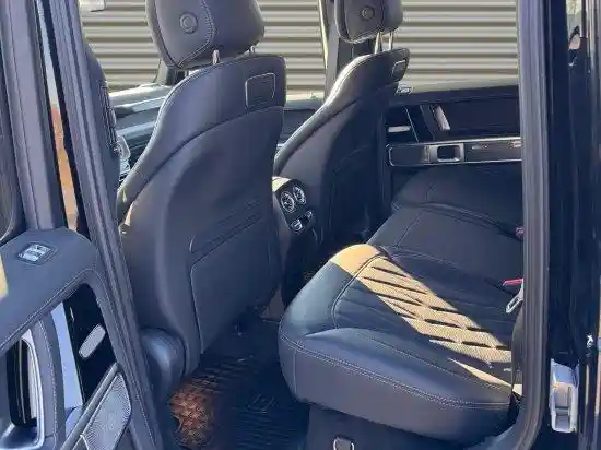 Mercedes-Benz G 500