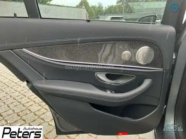 Mercedes-Benz E 400