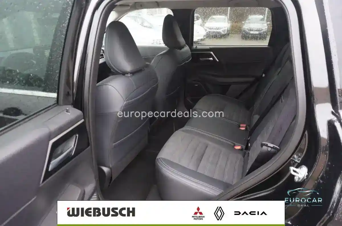 Mitsubishi Plug-in Hybrid Outlander