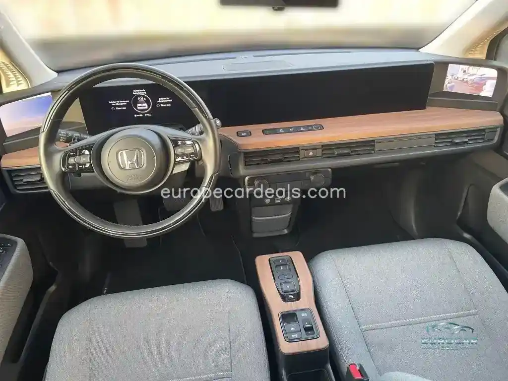 Honda e