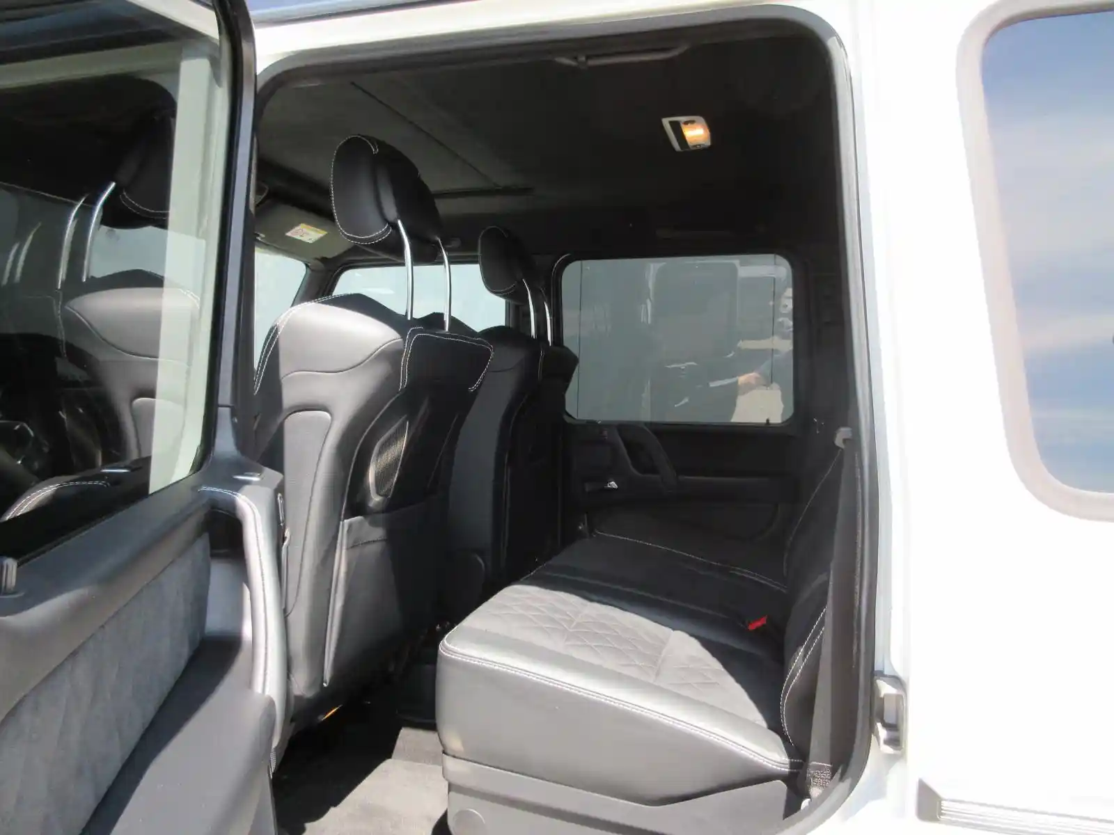 Mercedes-Benz G 500