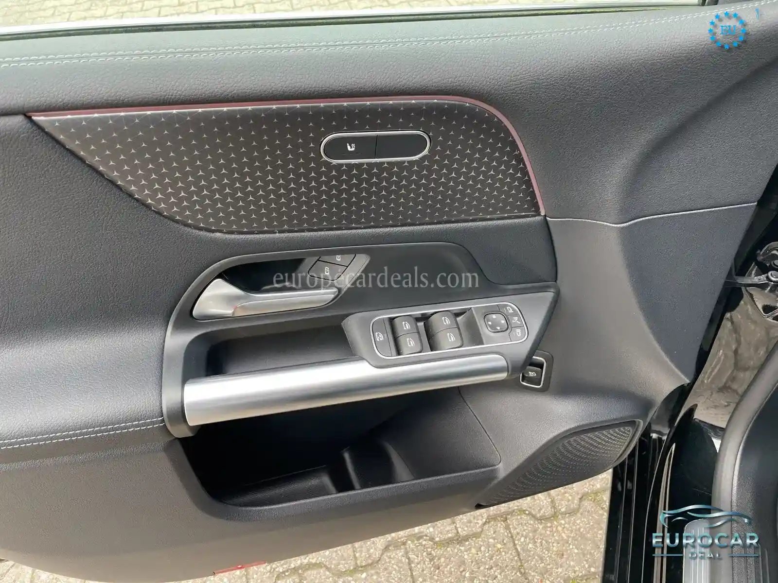 Mercedes-Benz B 220