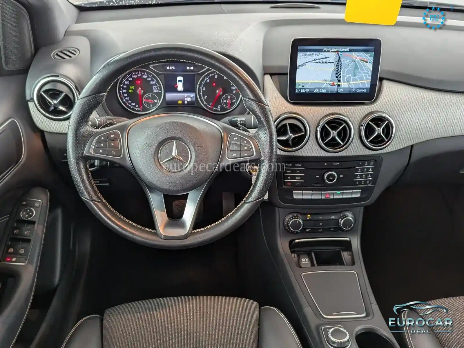 Mercedes-Benz B 180