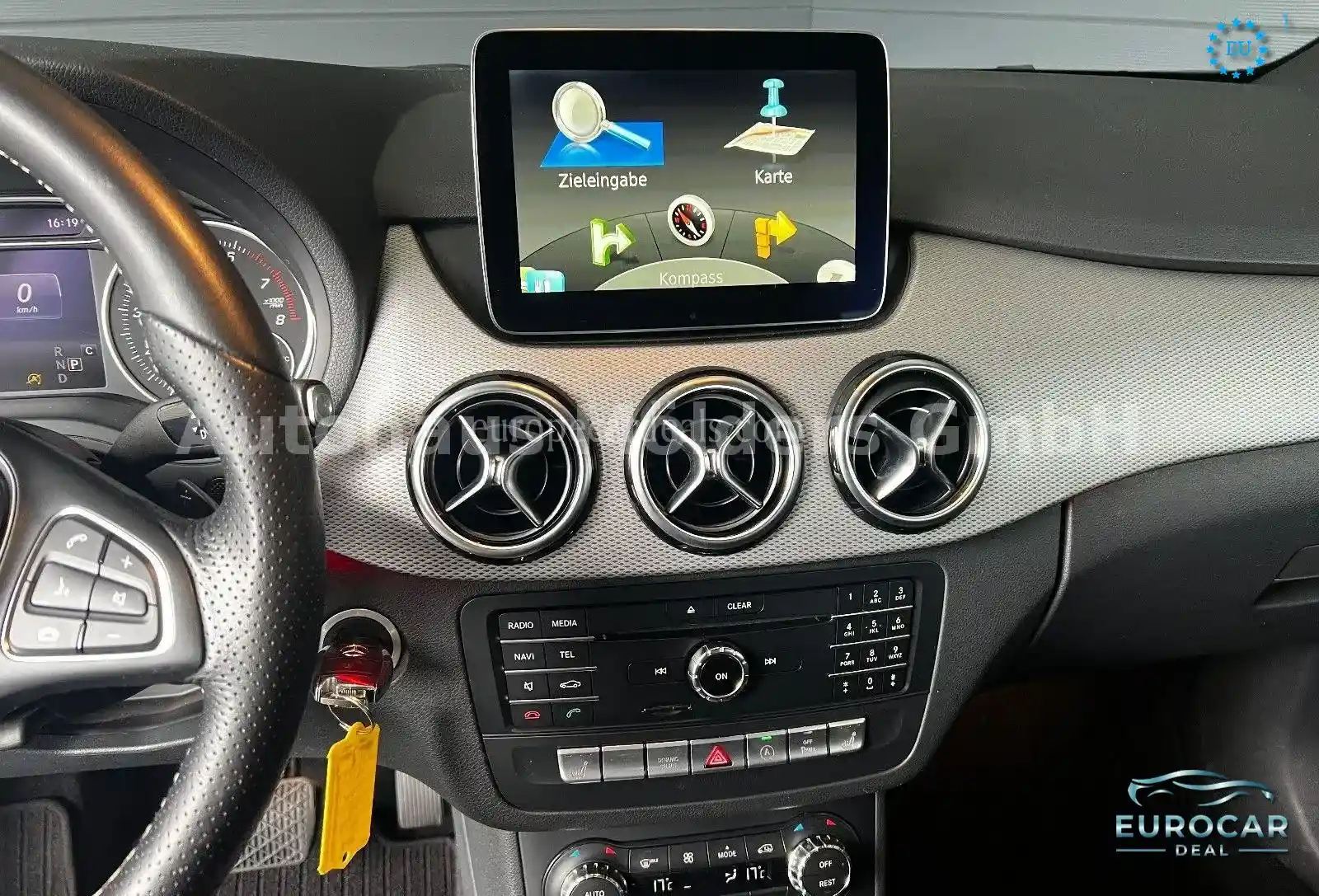 Mercedes-Benz B 220