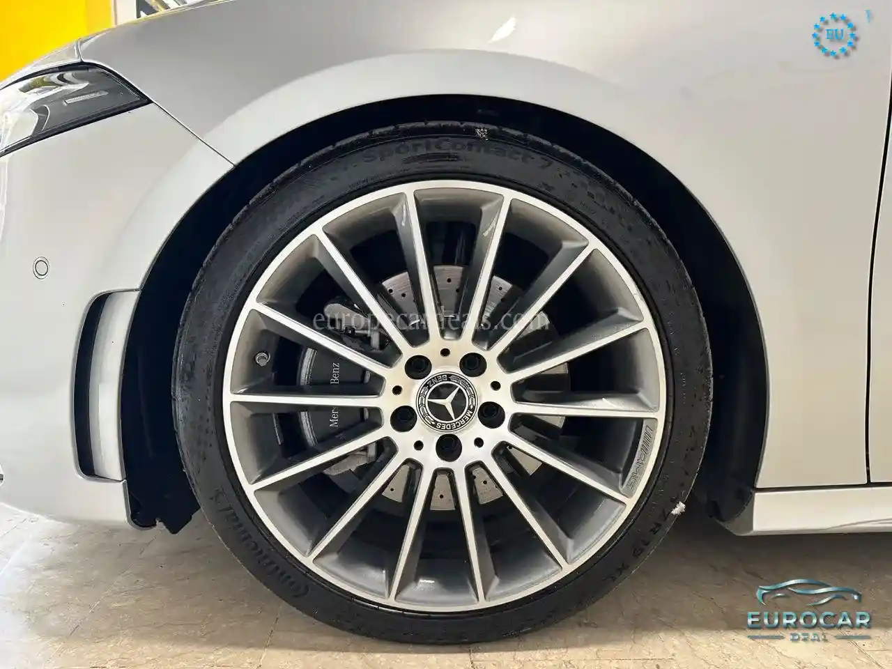 Mercedes-Benz A 220