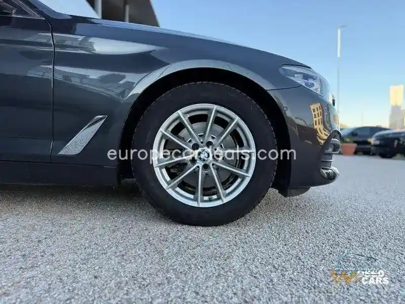BMW 520