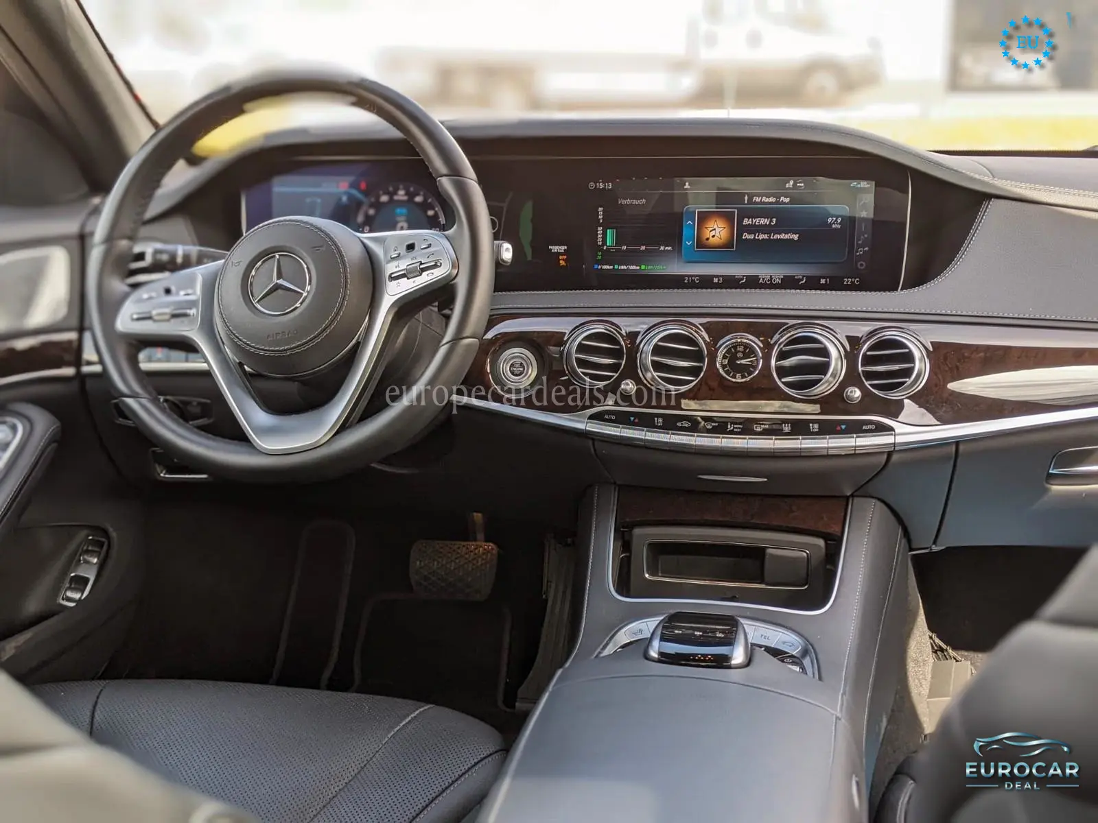 Mercedes-Benz S 560