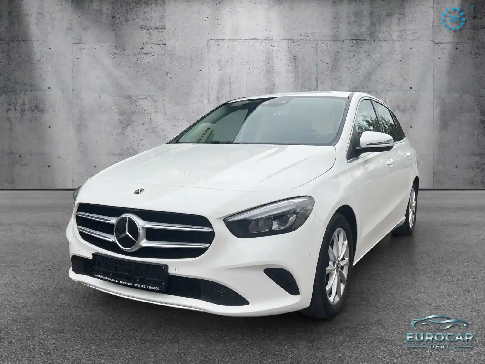Mercedes-Benz B 180