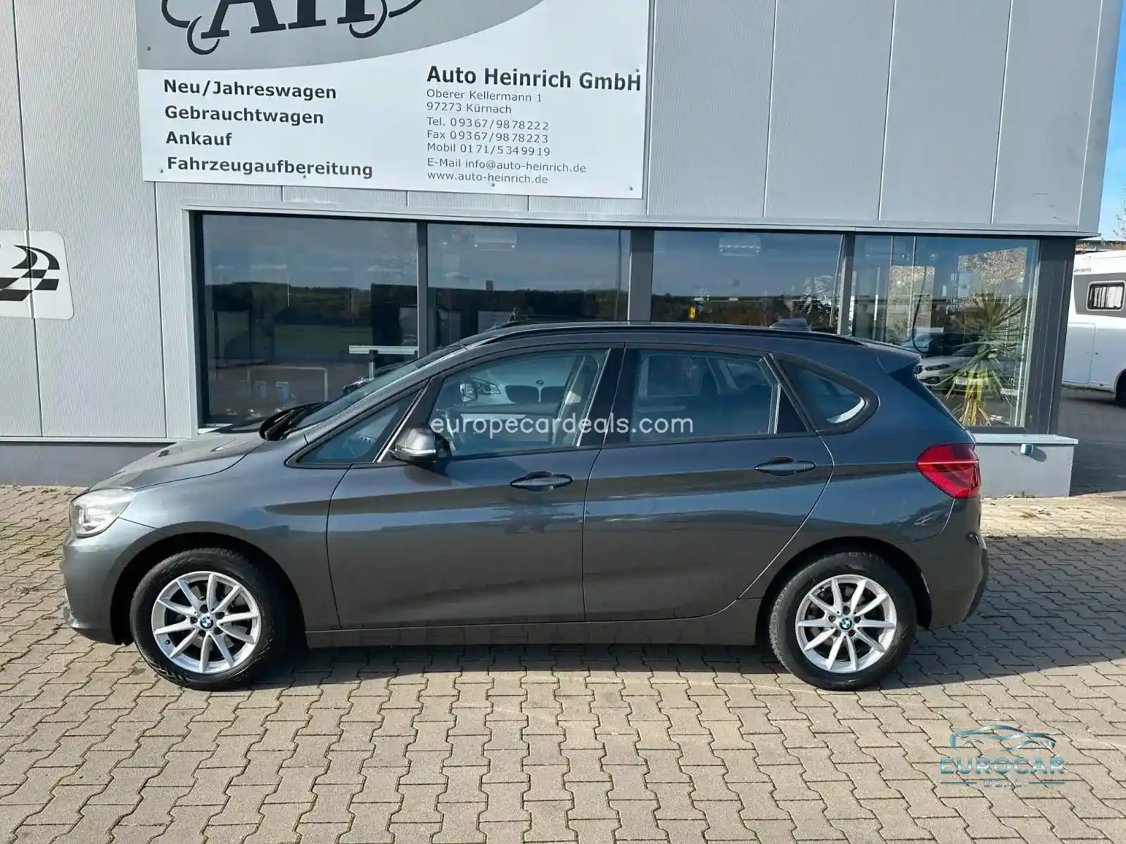 BMW 218
