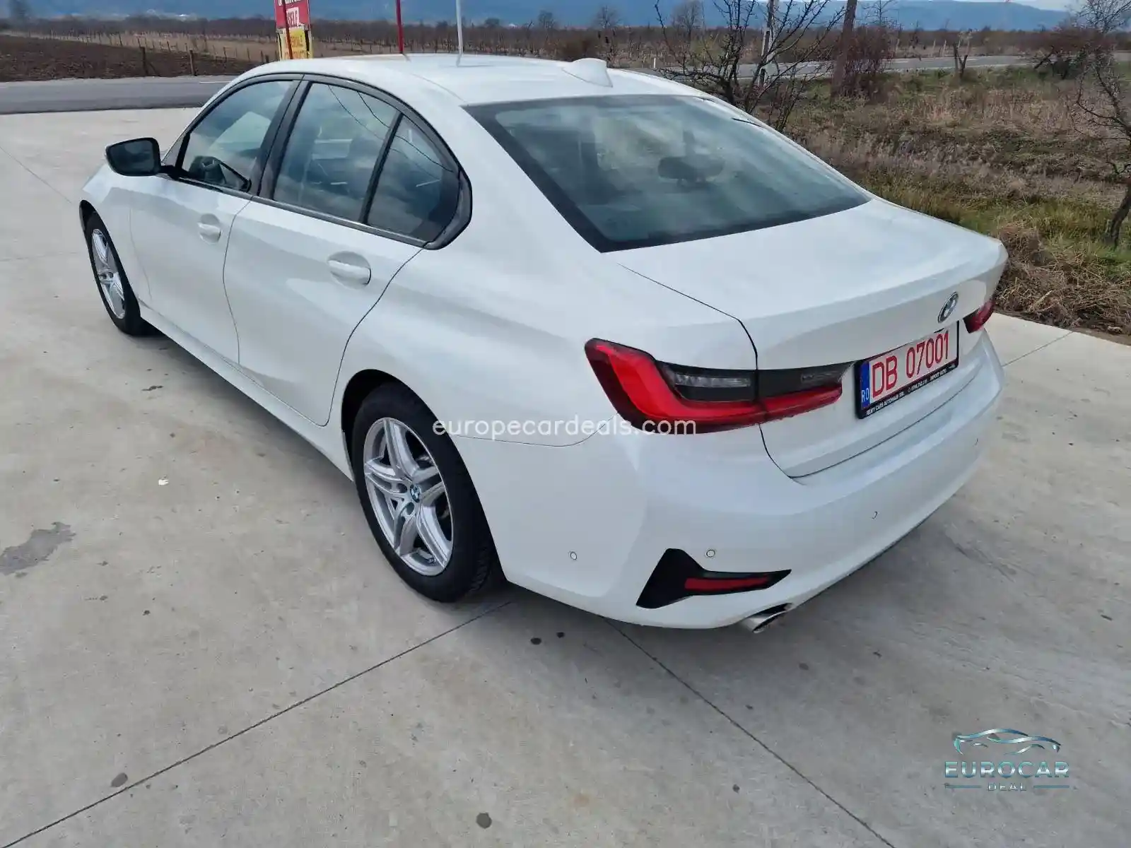BMW 330