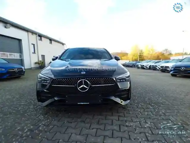 Mercedes-Benz CLA 200 Shooting Brake