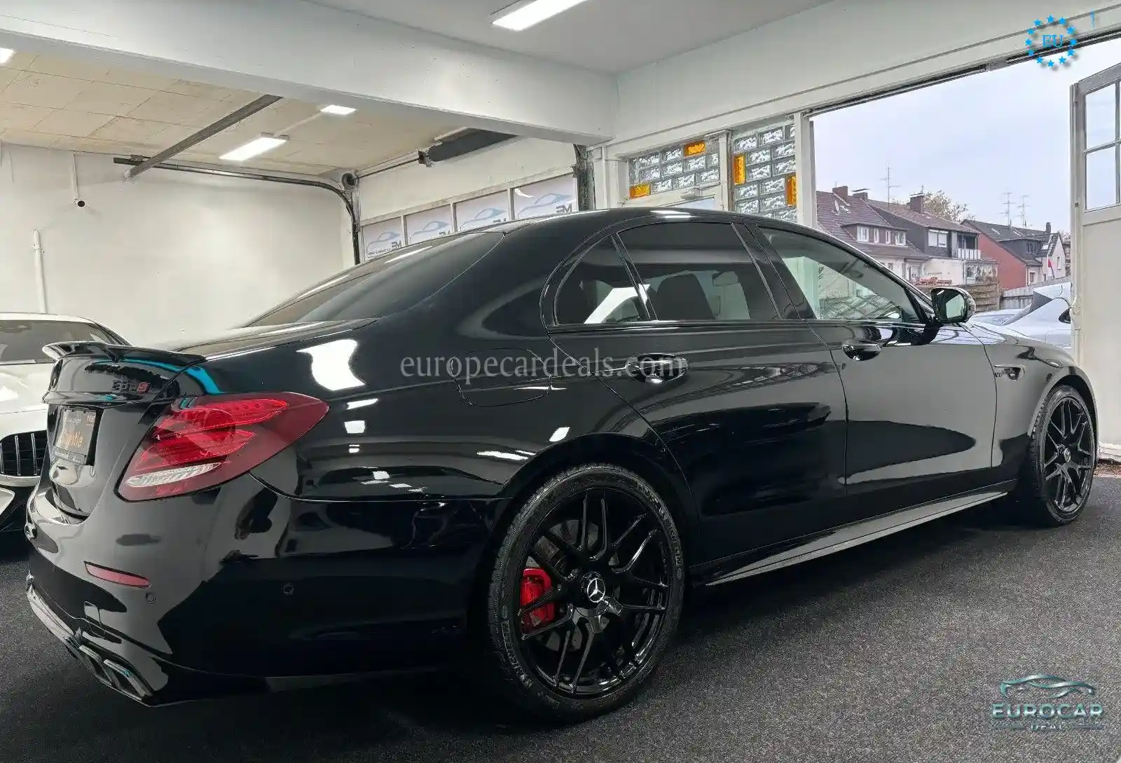 Mercedes-Benz E 63 AMG