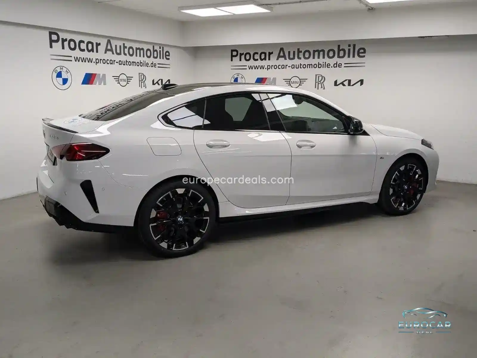 BMW M235