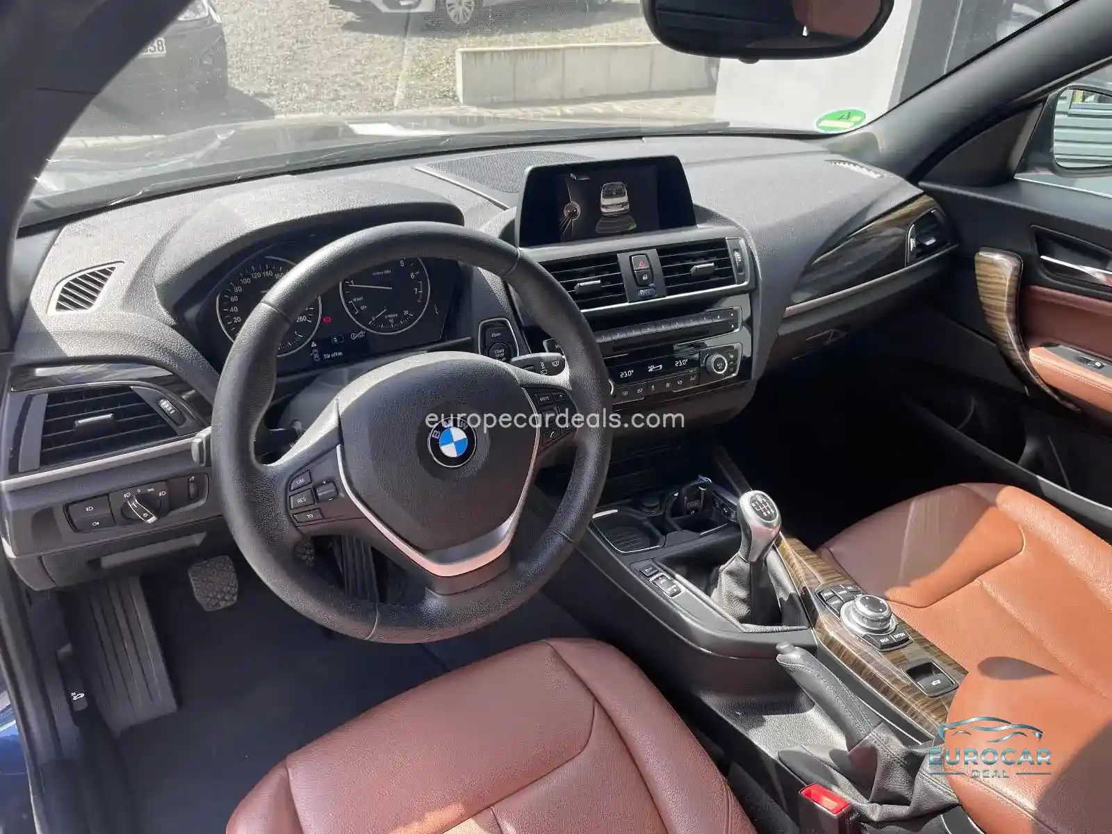 BMW 220