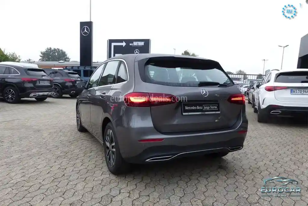 Mercedes-Benz B 200