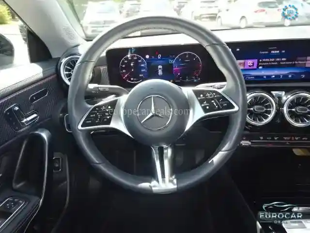 Mercedes-Benz CLA 200 Shooting Brake