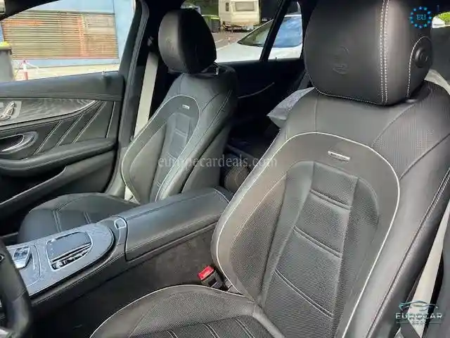 Mercedes-Benz E 63 AMG