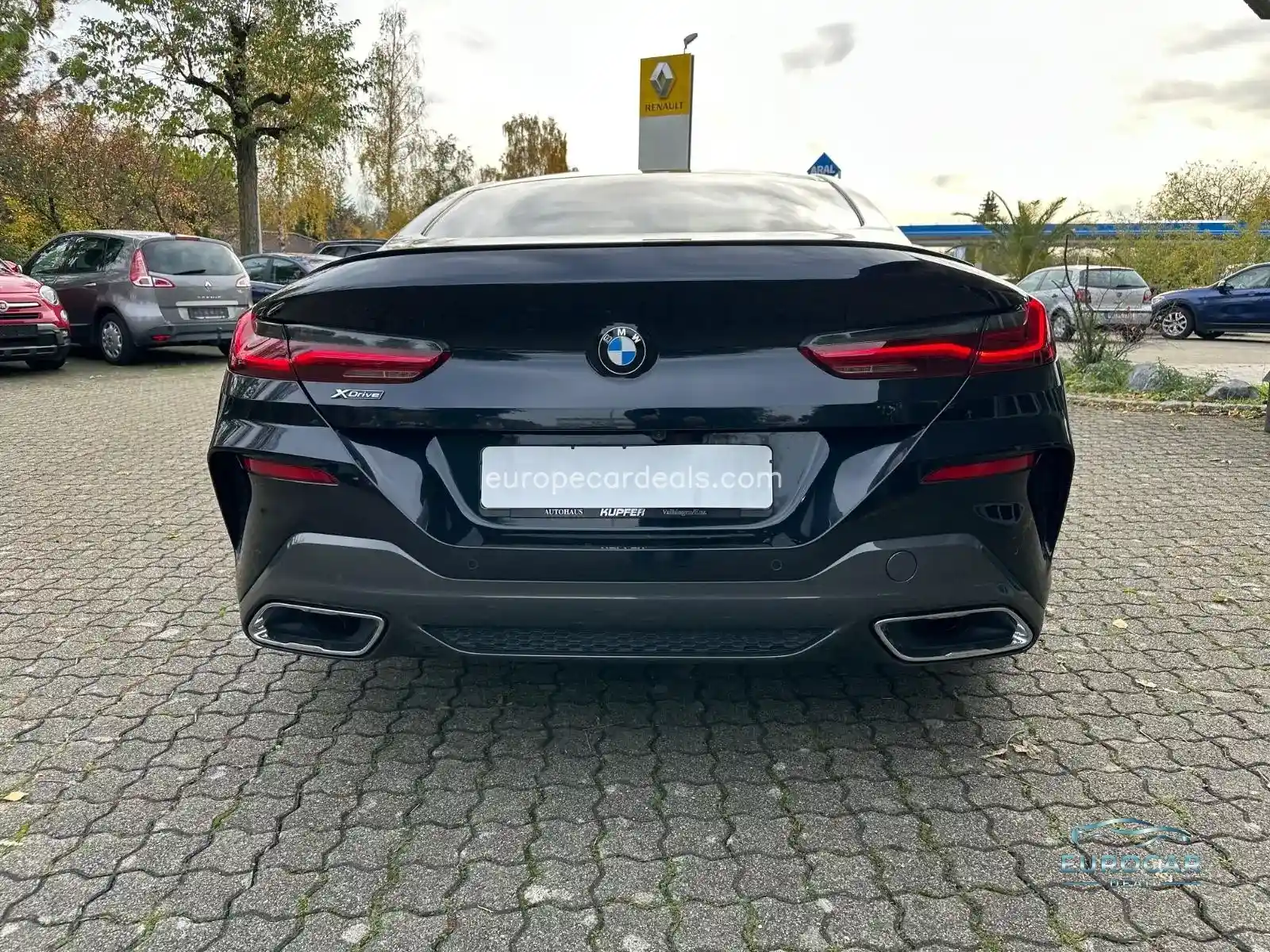 BMW 840