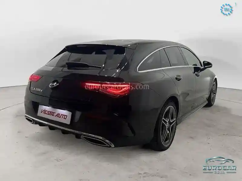 Mercedes-Benz CLA 200 Shooting Brake