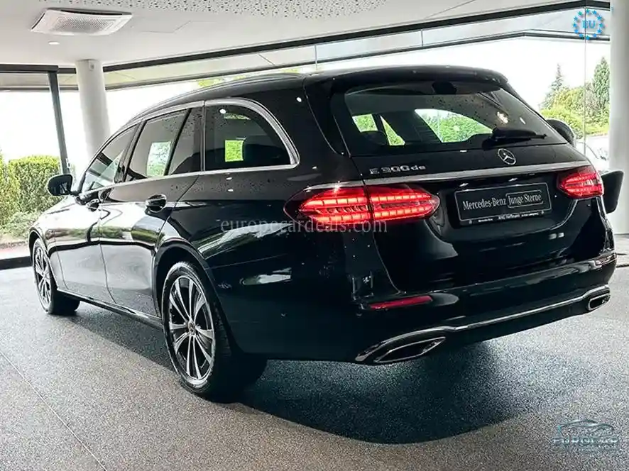 Mercedes-Benz E 300