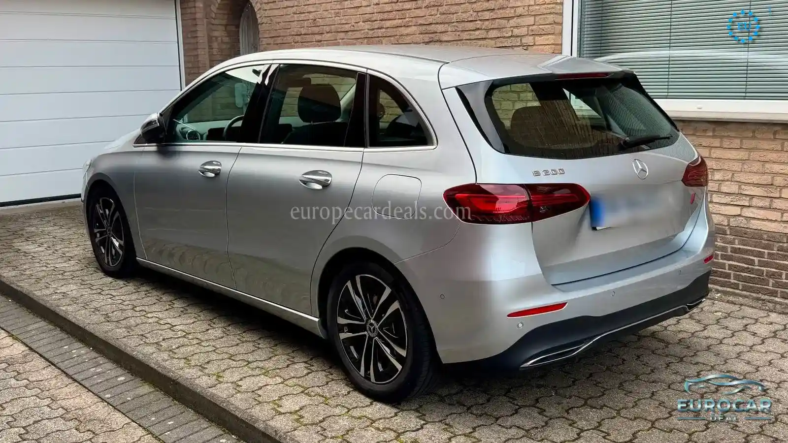 Mercedes-Benz B 200