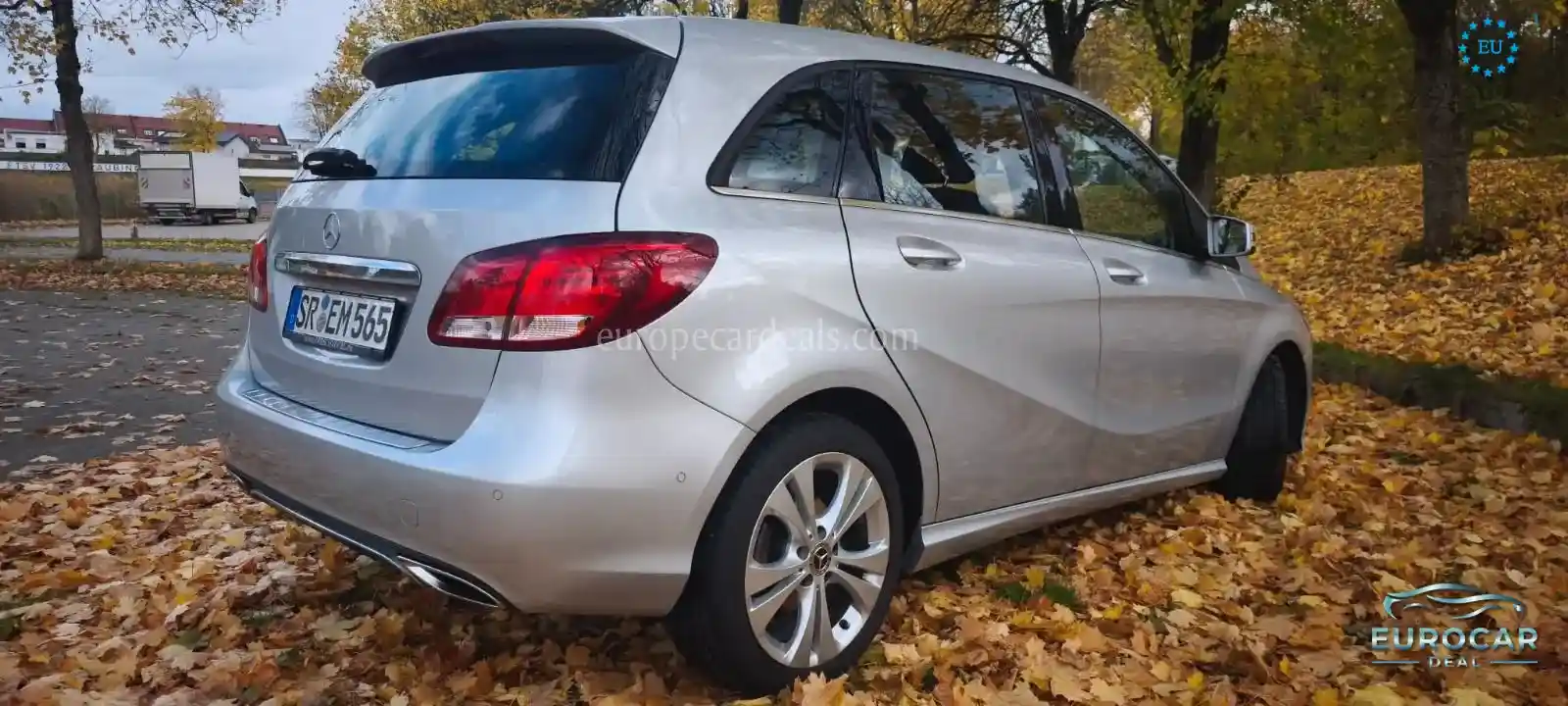 Mercedes-Benz B 180