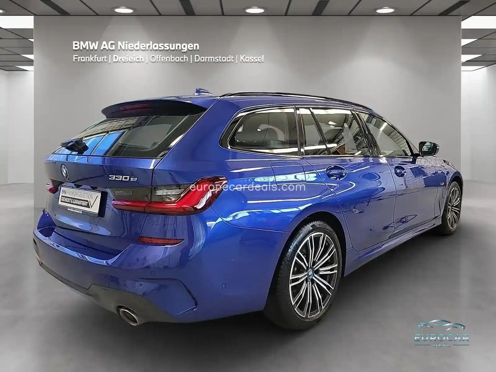 BMW 330