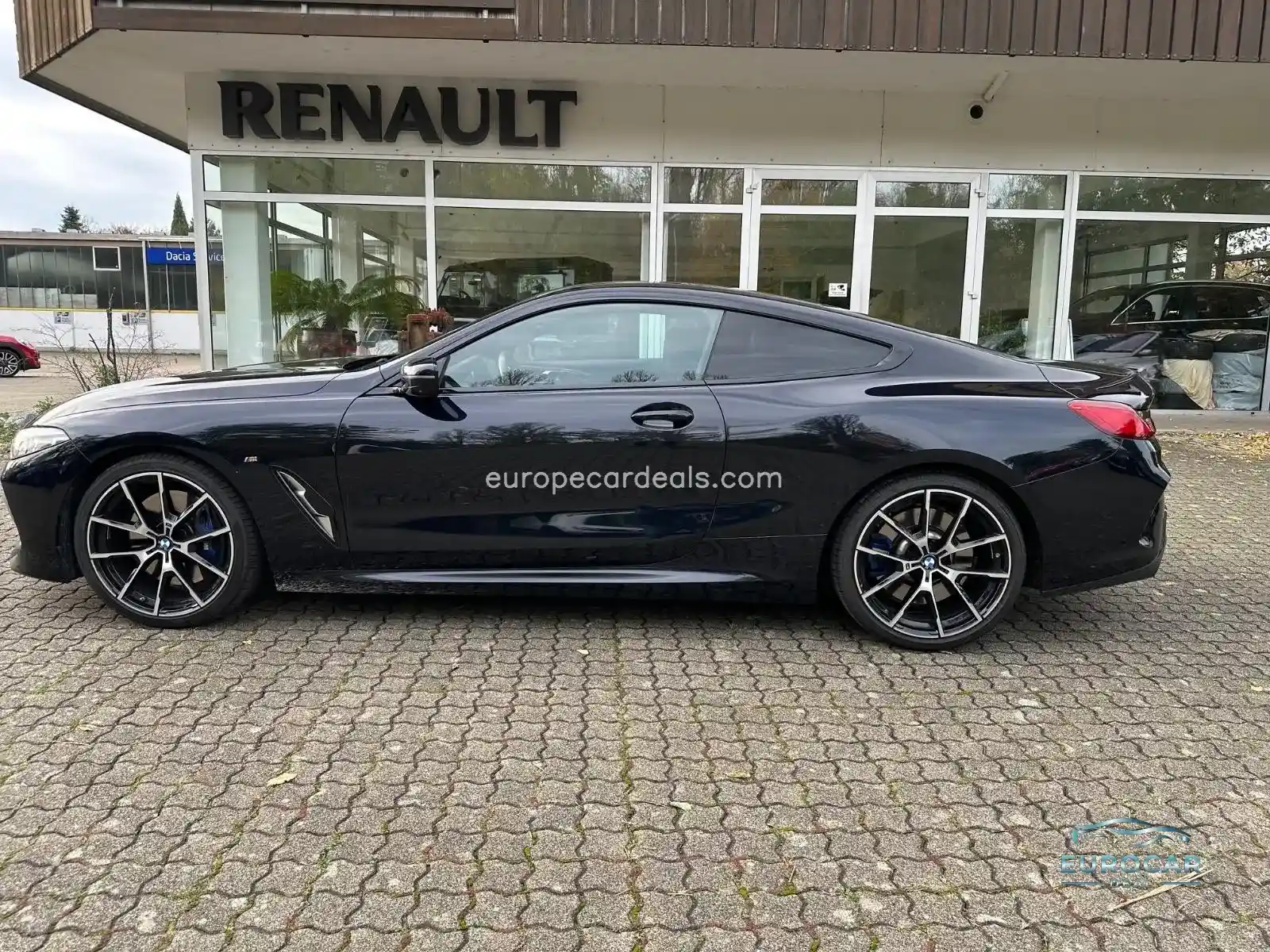 BMW 840